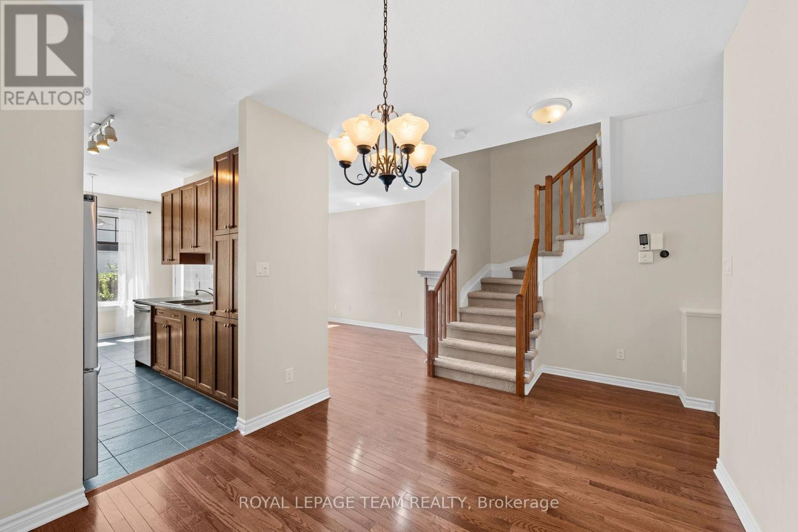 84 Selhurst Avenue, Ottawa, Ontario  K2G 7C9 - Photo 9 - X13668594