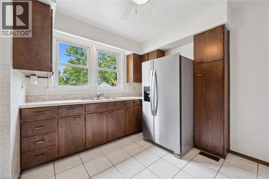 195 Blucher Street, Kitchener, Ontario  N2H 5V6 - Photo 8 - 40855387