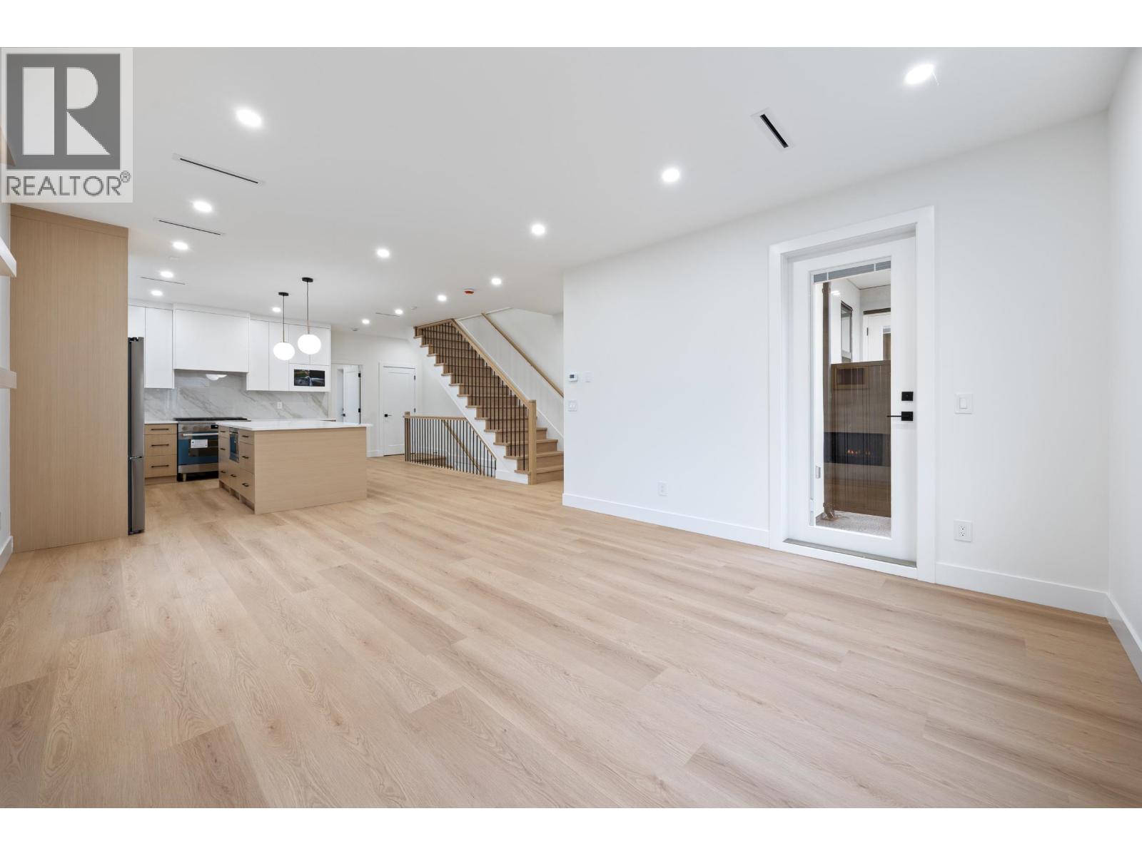 4 6639 Acacia Avenue, Burnaby, British Columbia  V5E 3J8 - Photo 10 - R3155250