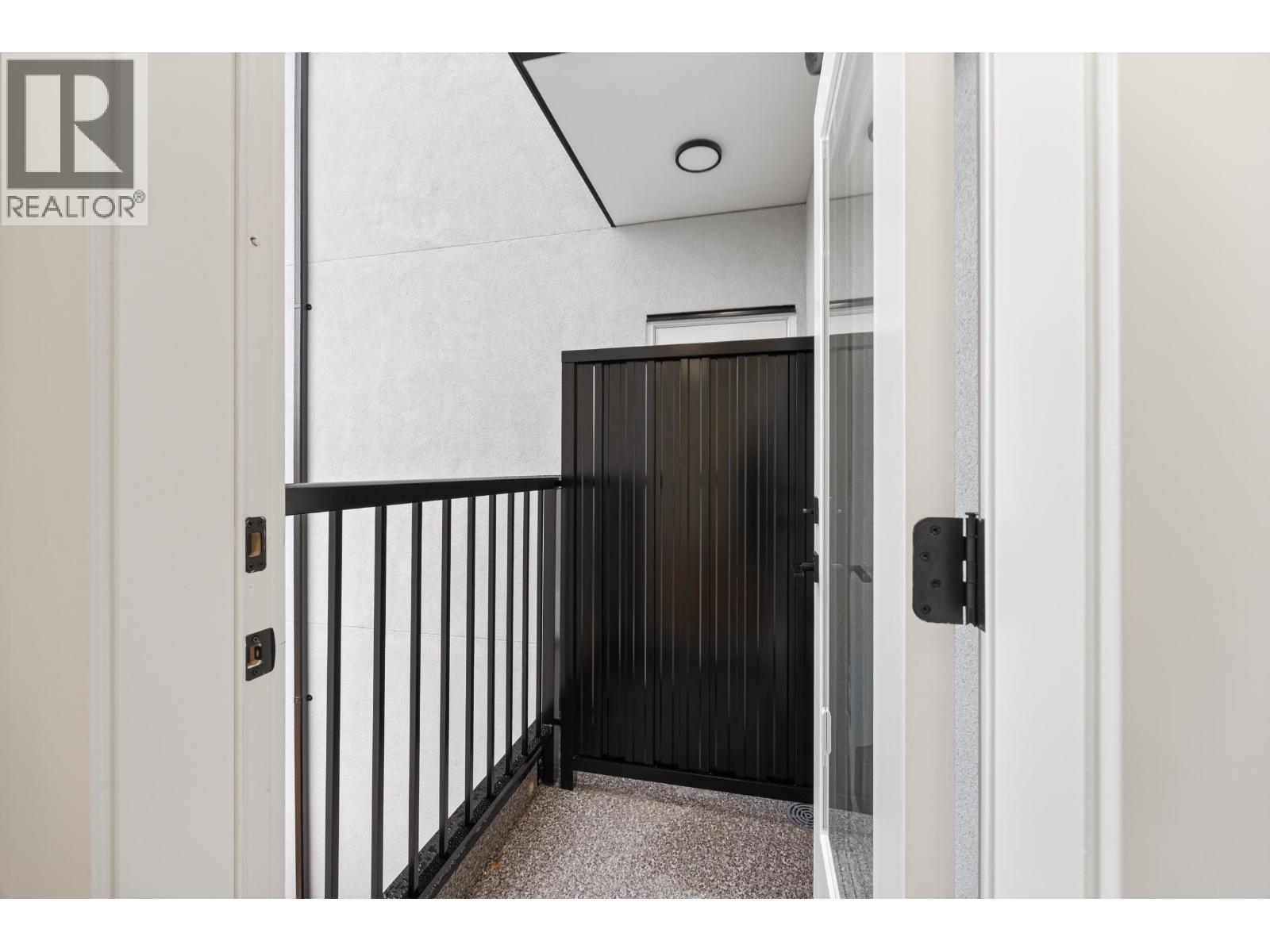 4 6639 Acacia Avenue, Burnaby, British Columbia  V5E 3J8 - Photo 25 - R3155250