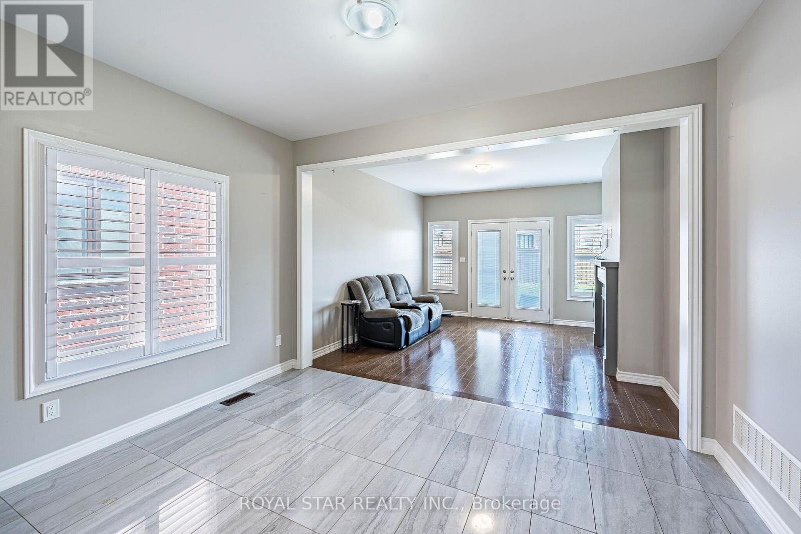 249 Fleetwood Drive, Oshawa, Ontario  L1K 3E8 - Photo 20 - E13663564
