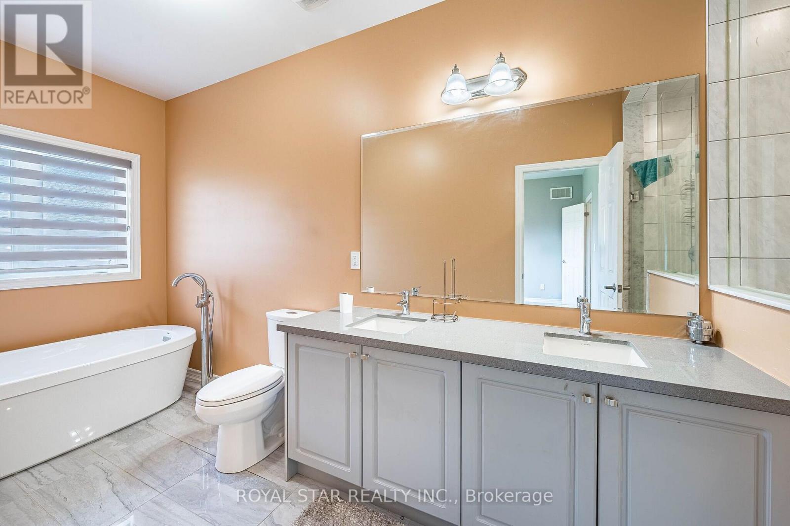 249 Fleetwood Drive, Oshawa, Ontario  L1K 3E8 - Photo 31 - E13663564