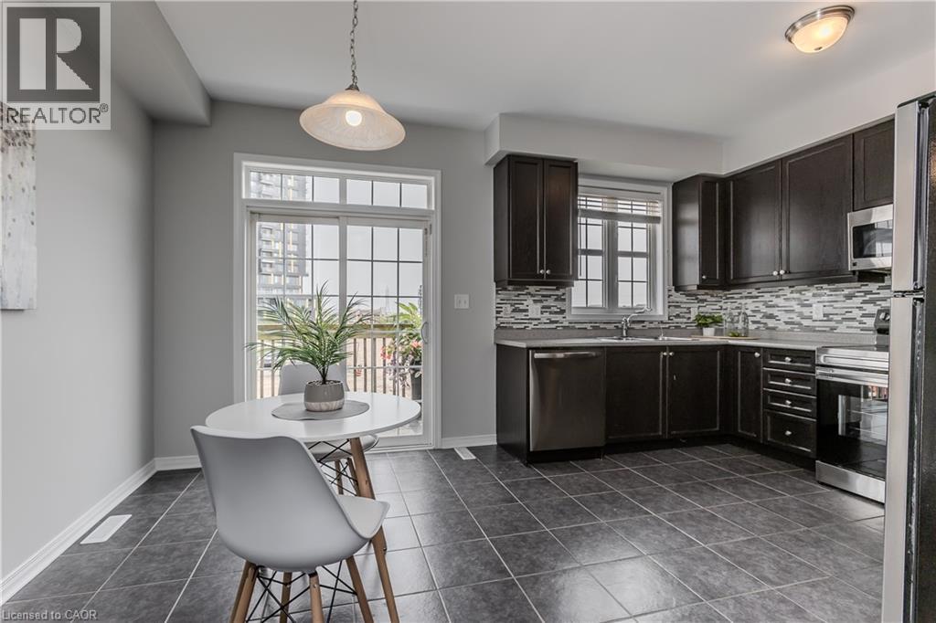 4823 Thomas Alton Boulevard Unit# 48, Burlington, Ontario  L7M 0V2 - Photo 5 - 40851763