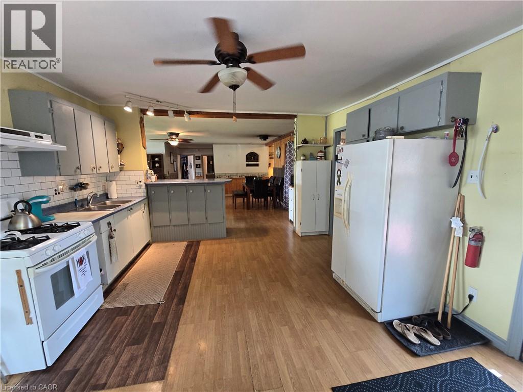 72574 Princess Street, Zurich, Ontario  N0M 2T0 - Photo 35 - 40854091