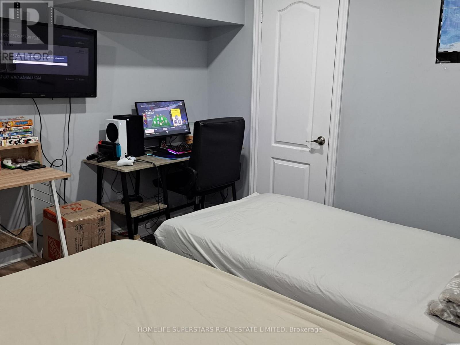3183 Mcdowell *basement Drive, Mississauga, Ontario L5M 6L1 - Photo 9 - W13668534
