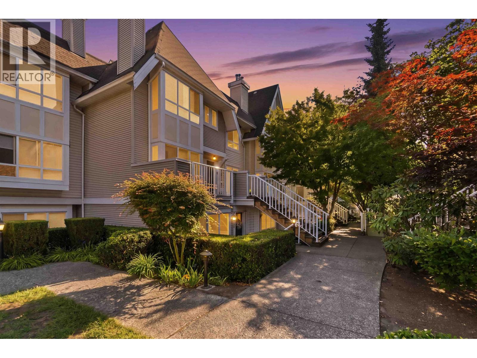 13 6577 SOUTHOAKS CRESCENT, Burnaby, British Columbia
