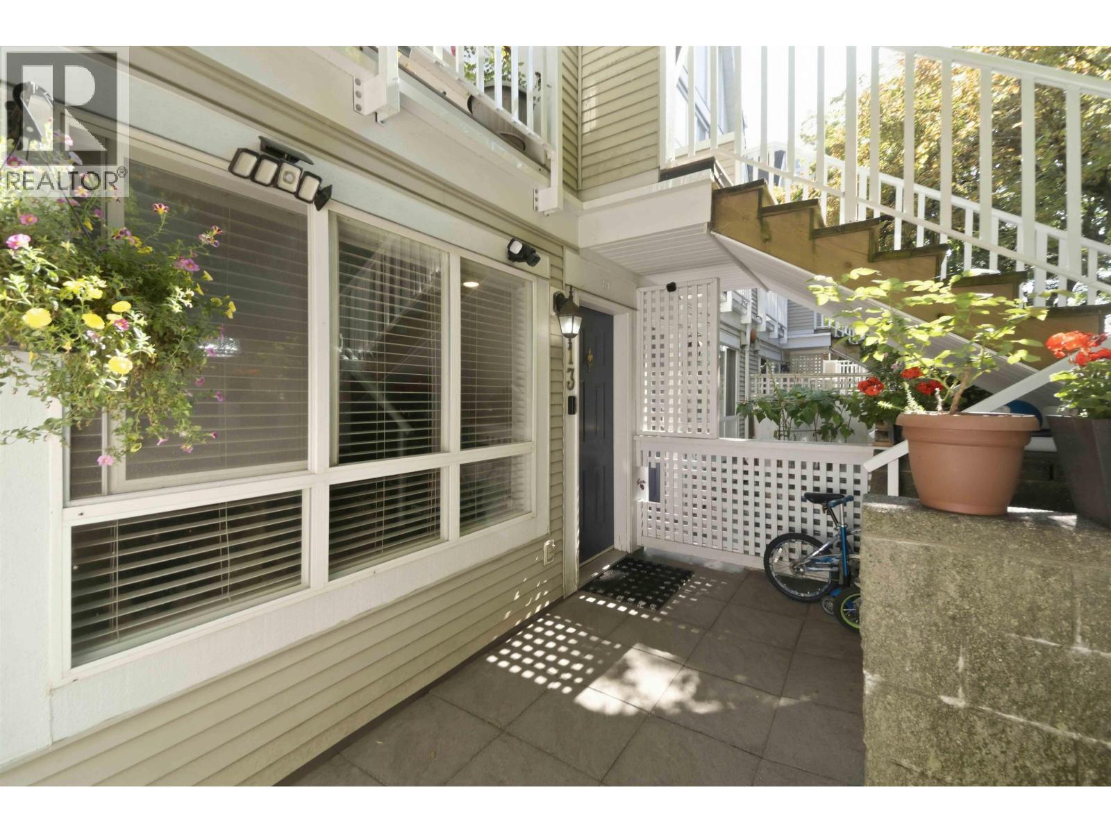 13 6577 Southoaks Crescent, Burnaby, British Columbia  V5E 4J9 - Photo 9 - R3152920