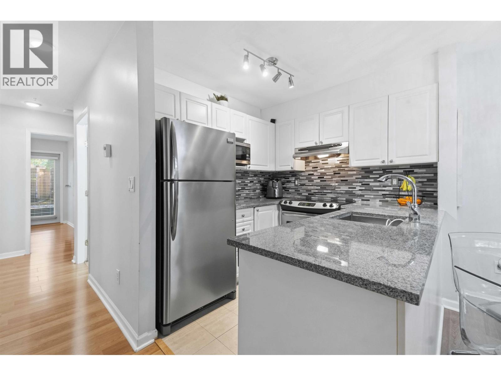13 6577 Southoaks Crescent, Burnaby, British Columbia  V5E 4J9 - Photo 11 - R3152920
