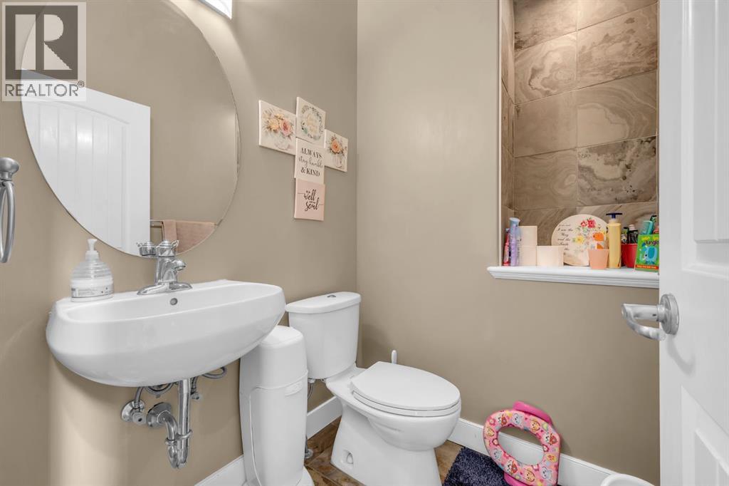 1182 Kingston Crescent SE, Airdrie, Alberta  T4A 0E9 - Photo 19 - A2324118
