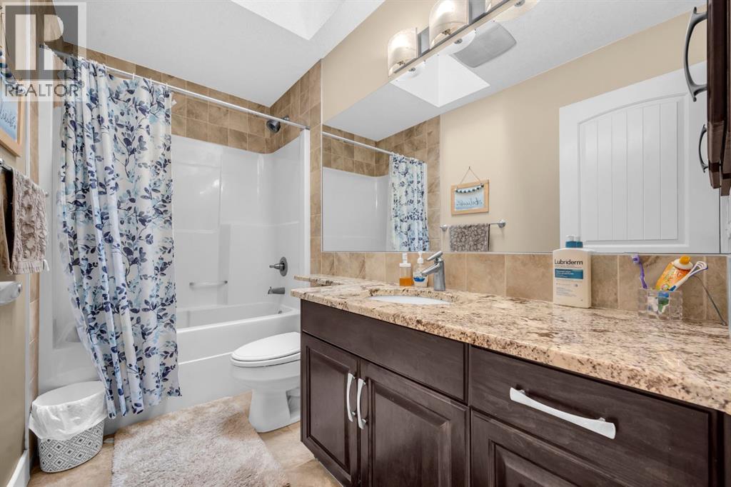 1182 Kingston Crescent SE, Airdrie, Alberta  T4A 0E9 - Photo 21 - A2324118