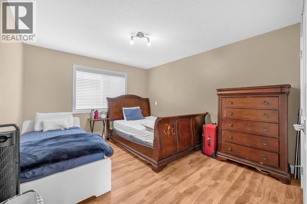 1182 Kingston Crescent SE, Airdrie, Alberta  T4A 0E9 - Photo 24 - A2324118