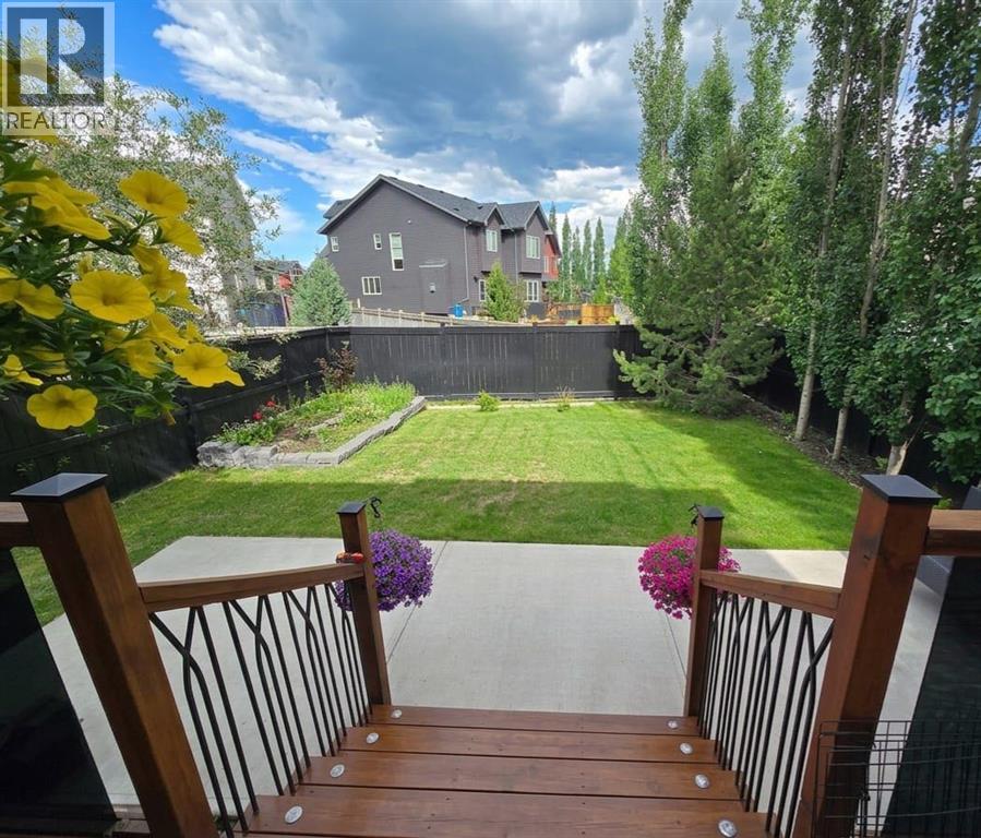 1011 Kings Heights Road SE, Airdrie, Alberta