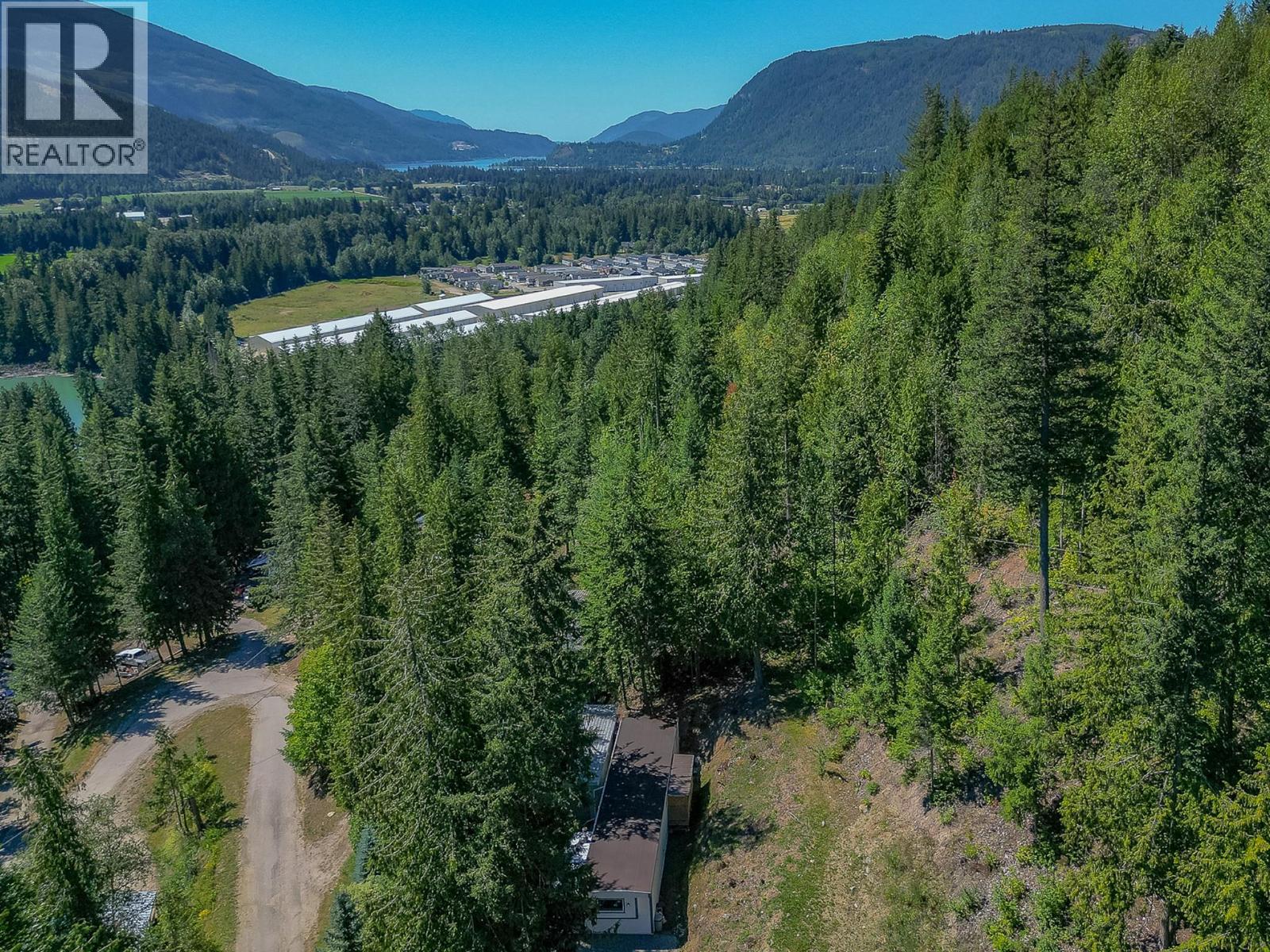 2036 Solsqua-Sicamous Road Unit# 8, Sicamous, British Columbia  V0E 2V4 - Photo 46 - 10397429