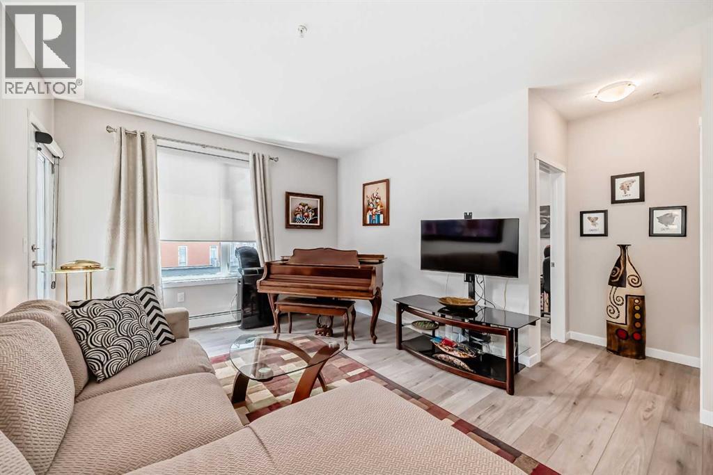 402, 30 Shawnee Common SW, Calgary, Alberta  T2Y 0R1 - Photo 10 - A2335329