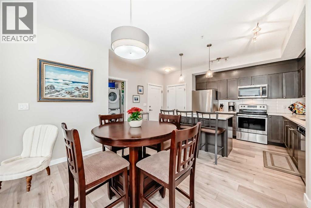 402, 30 Shawnee Common SW, Calgary, Alberta  T2Y 0R1 - Photo 7 - A2335329