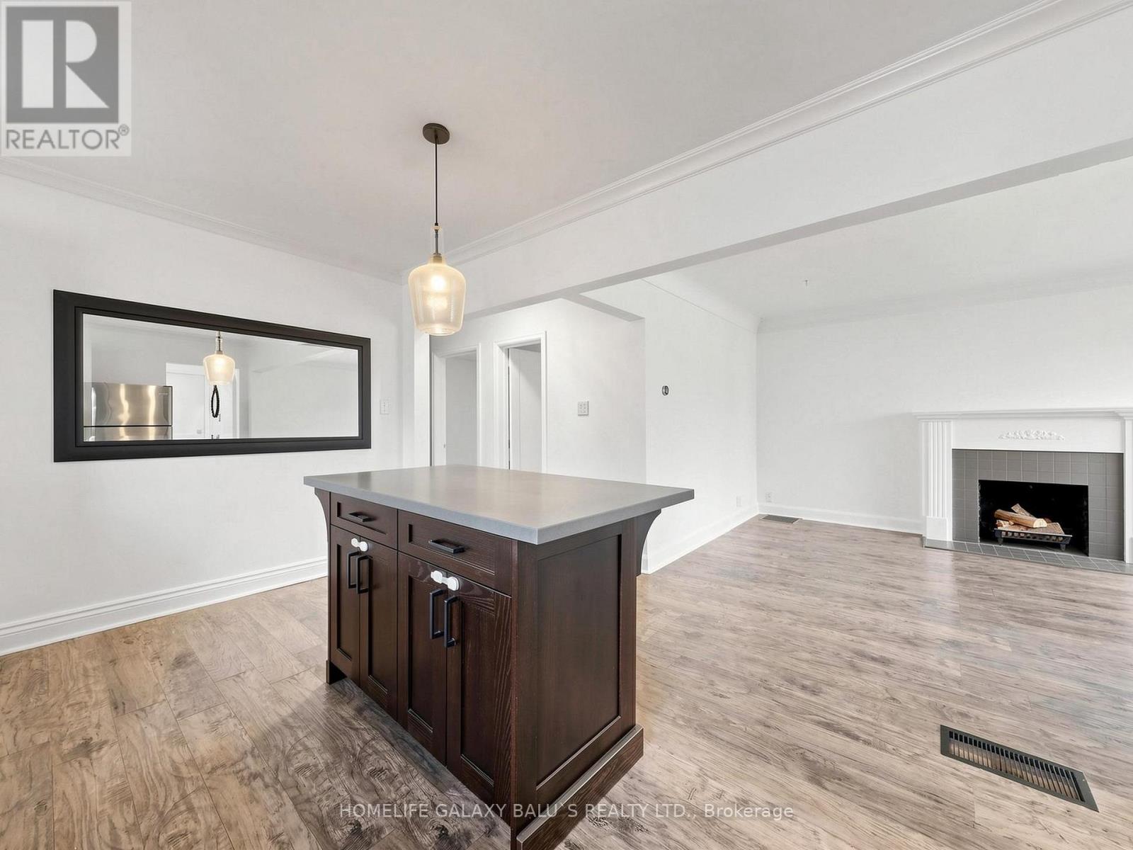 136 Central Park Boulevard N, Oshawa, Ontario L1G 5Y7 - Photo 12 - E13648926