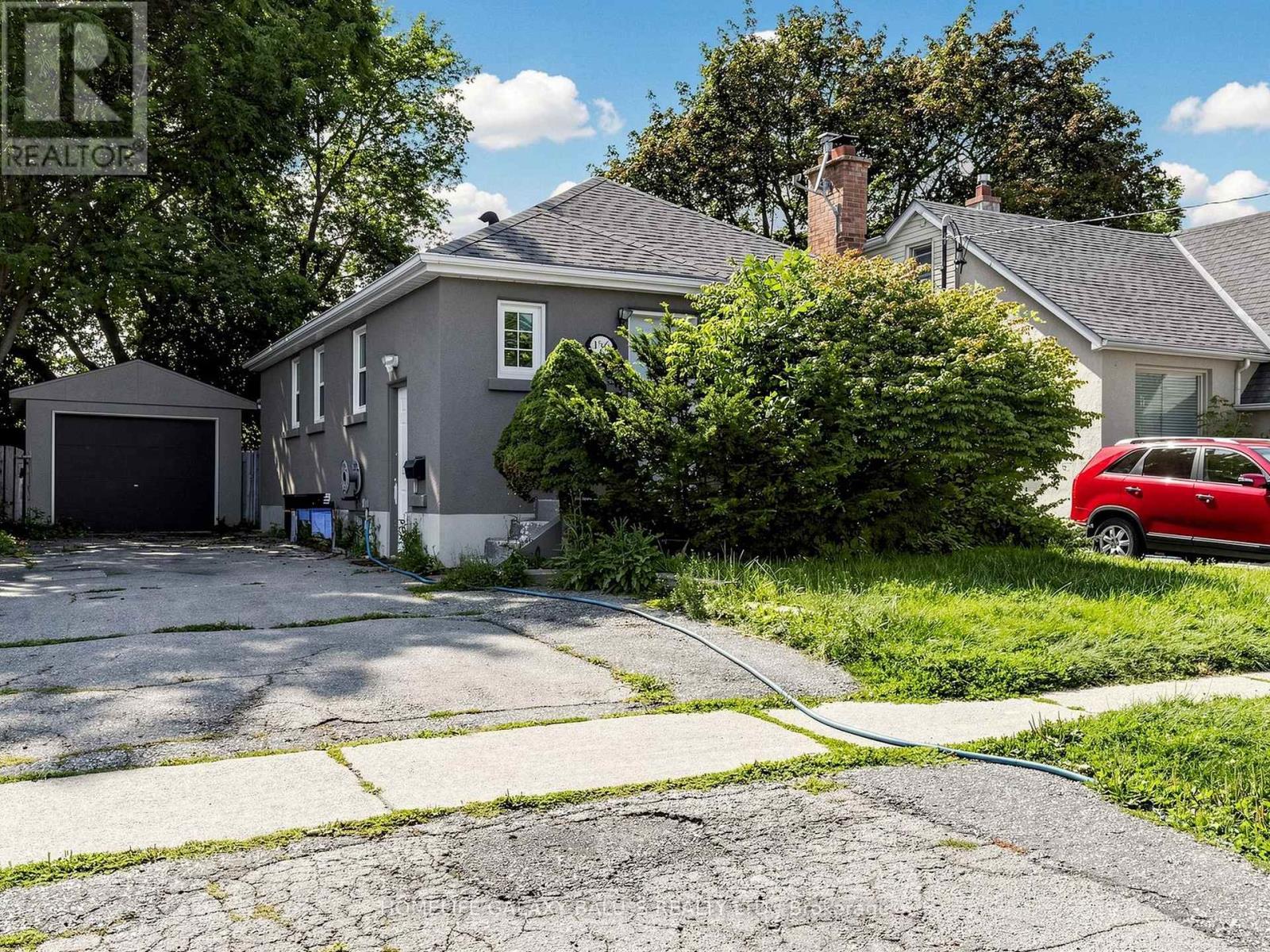 136 CENTRAL PARK BOULEVARD N, Oshawa, Ontario