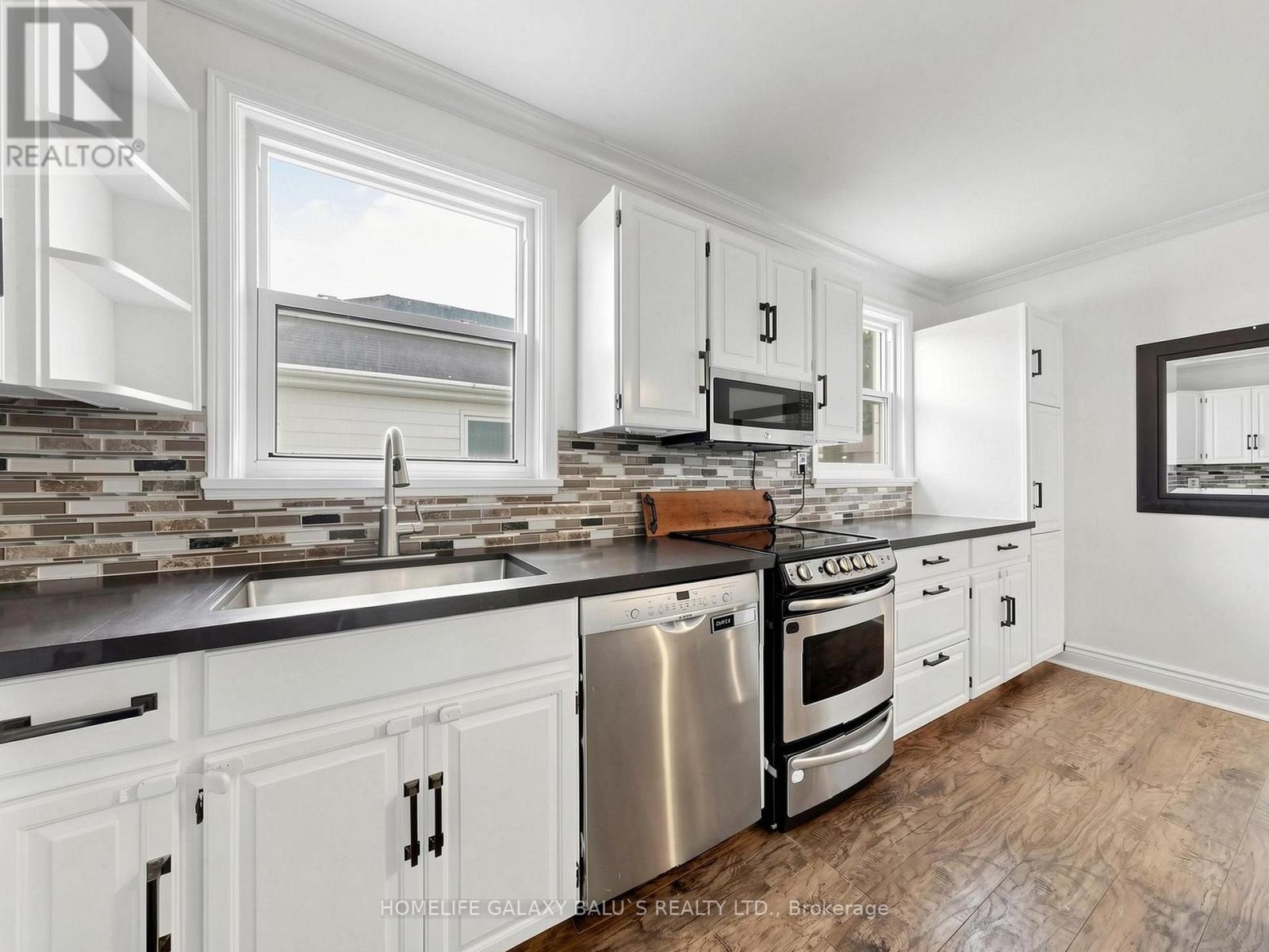 136 Central Park Boulevard N, Oshawa, Ontario L1G 5Y7 - Photo 10 - E13648926