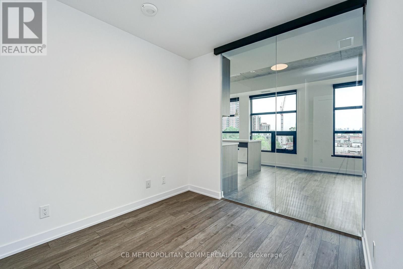 510 - 2946 Dundas Street West Street W, Toronto, Ontario  M6P 1Y8 - Photo 9 - W13575044