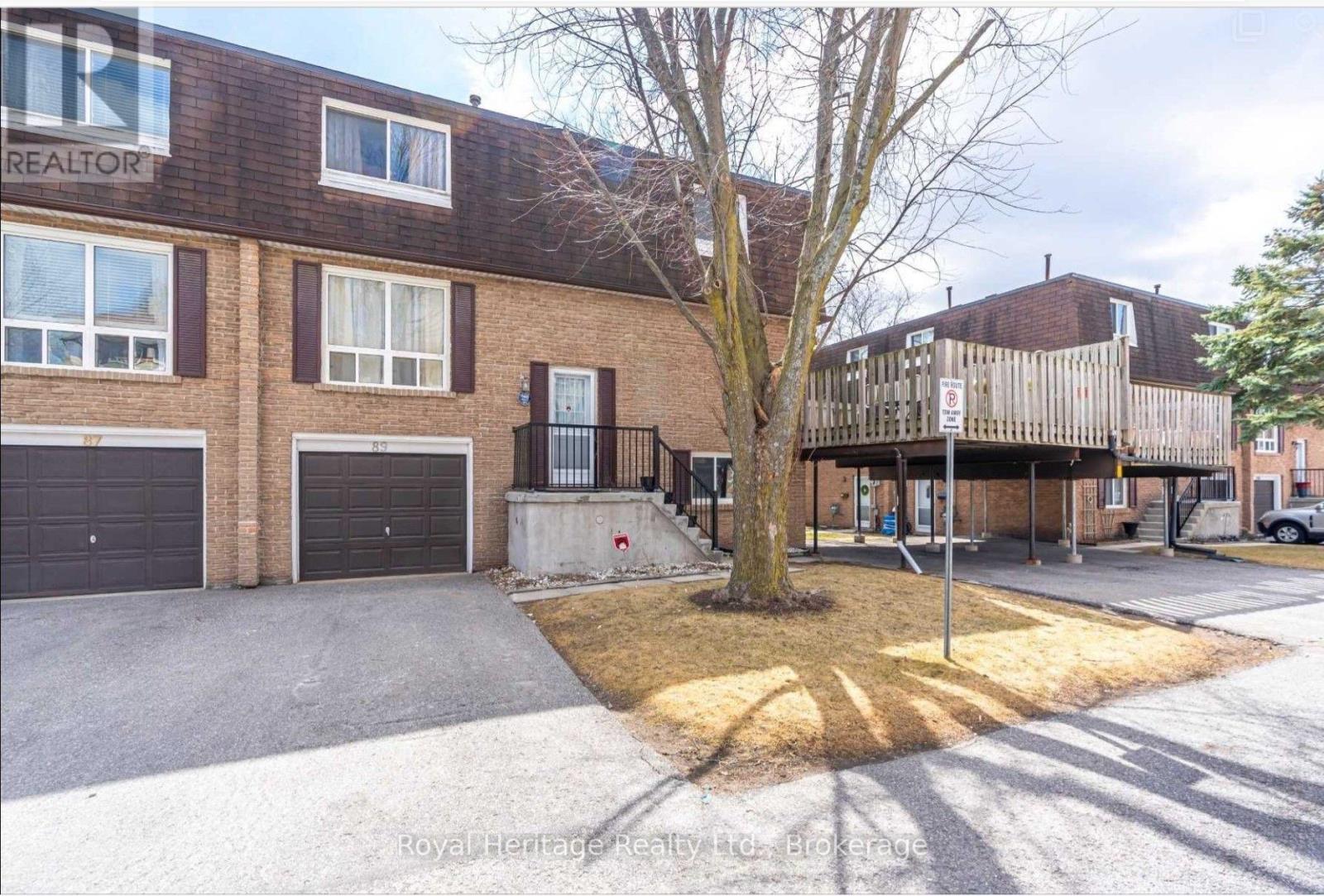 89 - 320 BLACKTHORN STREET