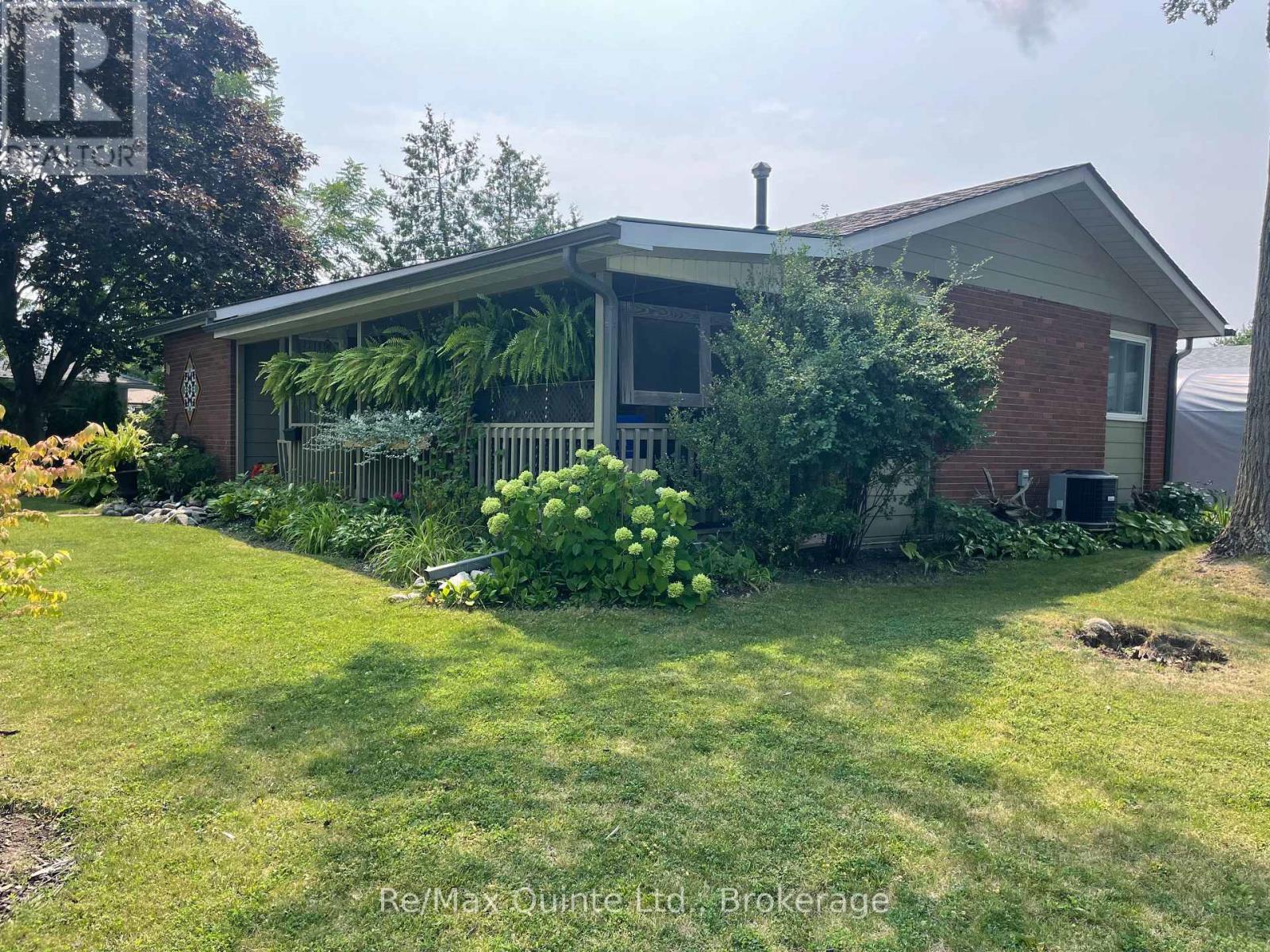 10 Mcquade Drive, Quinte West, Ontario  K8V 2G3 - Photo 4 - X13668638
