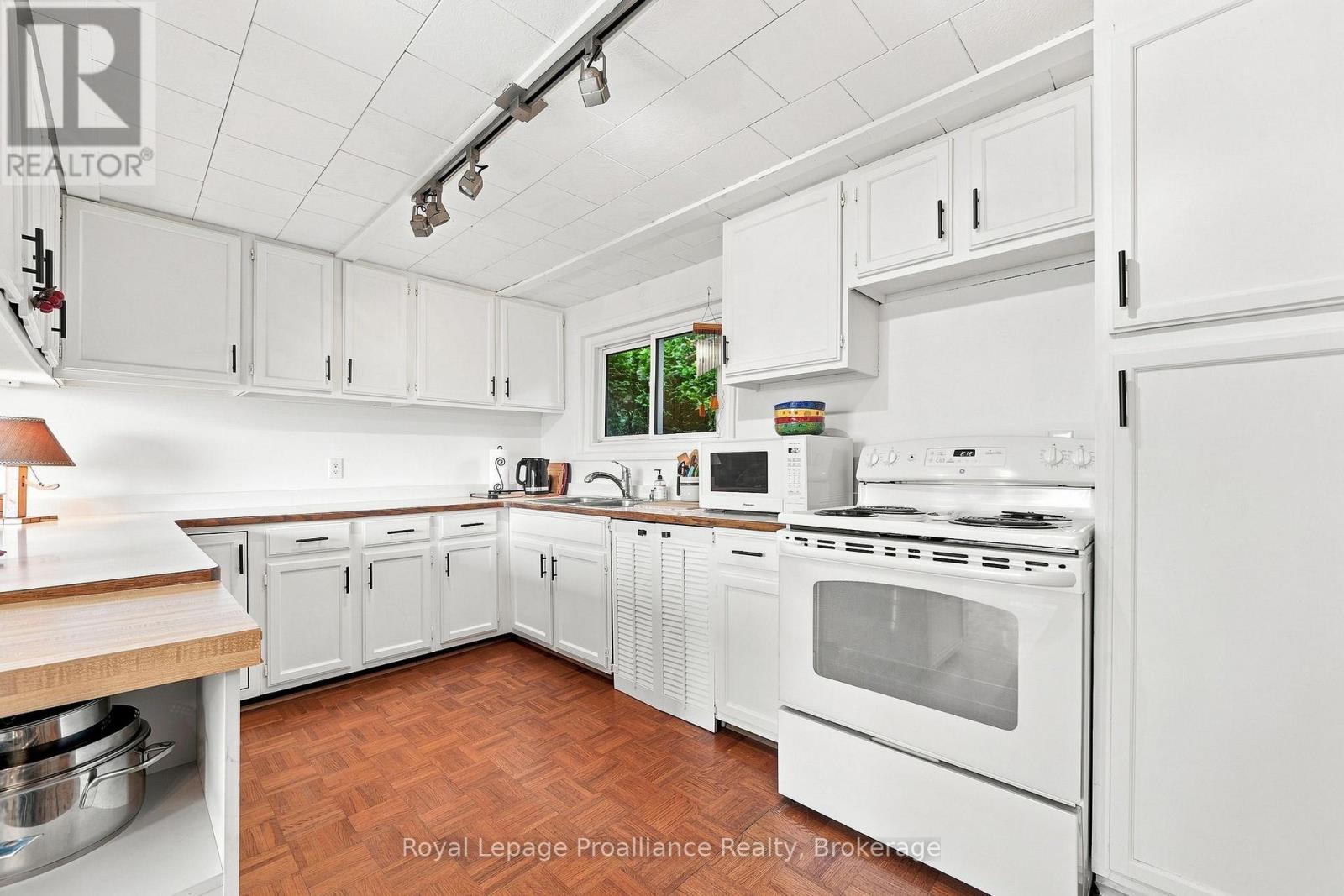 58 Bentons Lane Place, Prince Edward County, Ontario  K0K 2P0 - Photo 4 - X13668704