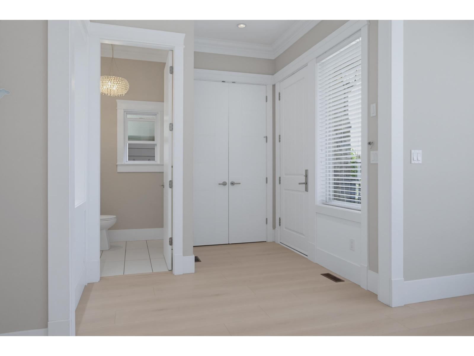 3 1426 Finlay Street, White Rock, British Columbia  V4B 4L5 - Photo 3 - R3146828