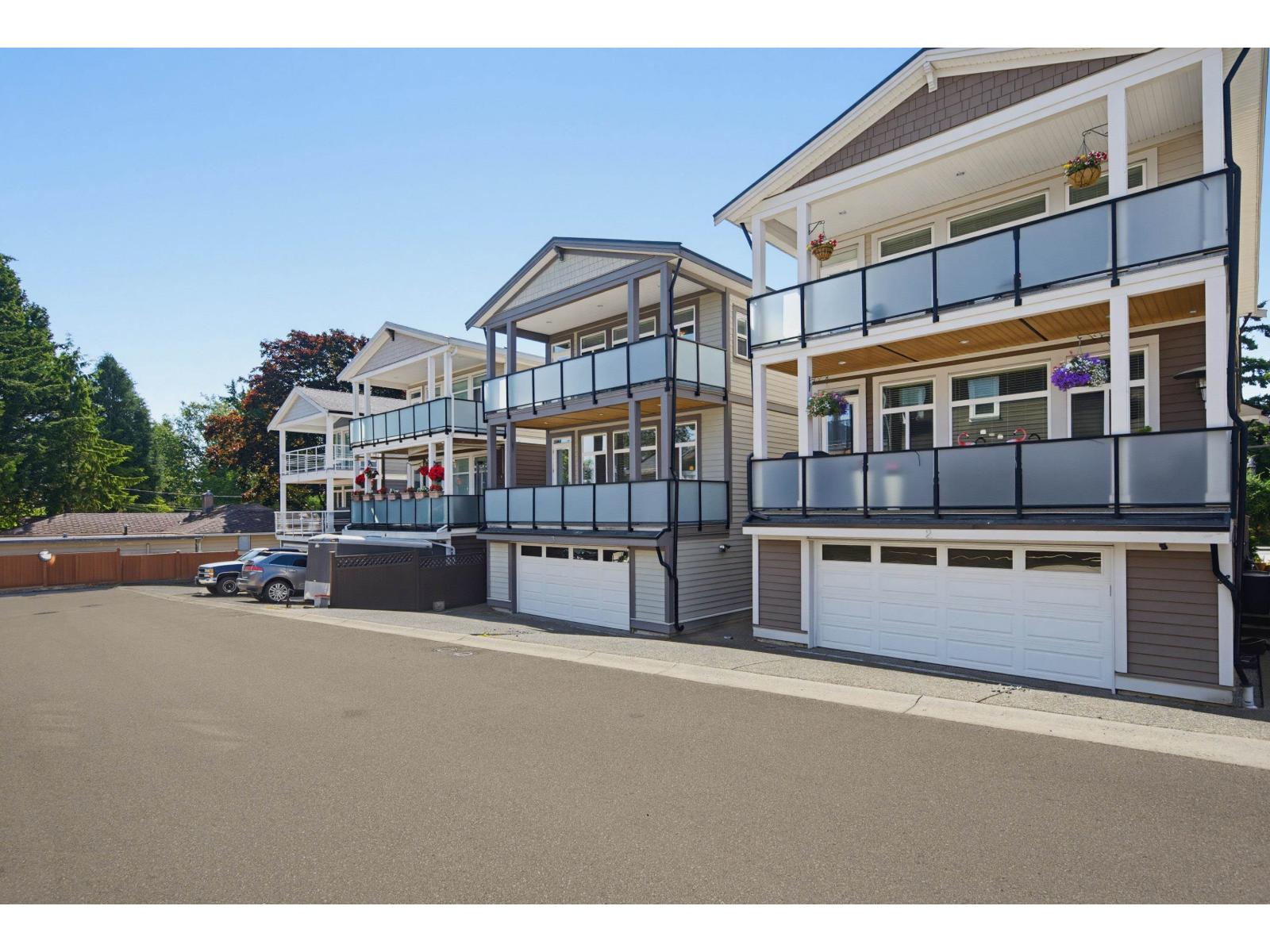 3 1426 FINLAY STREET, White Rock, British Columbia