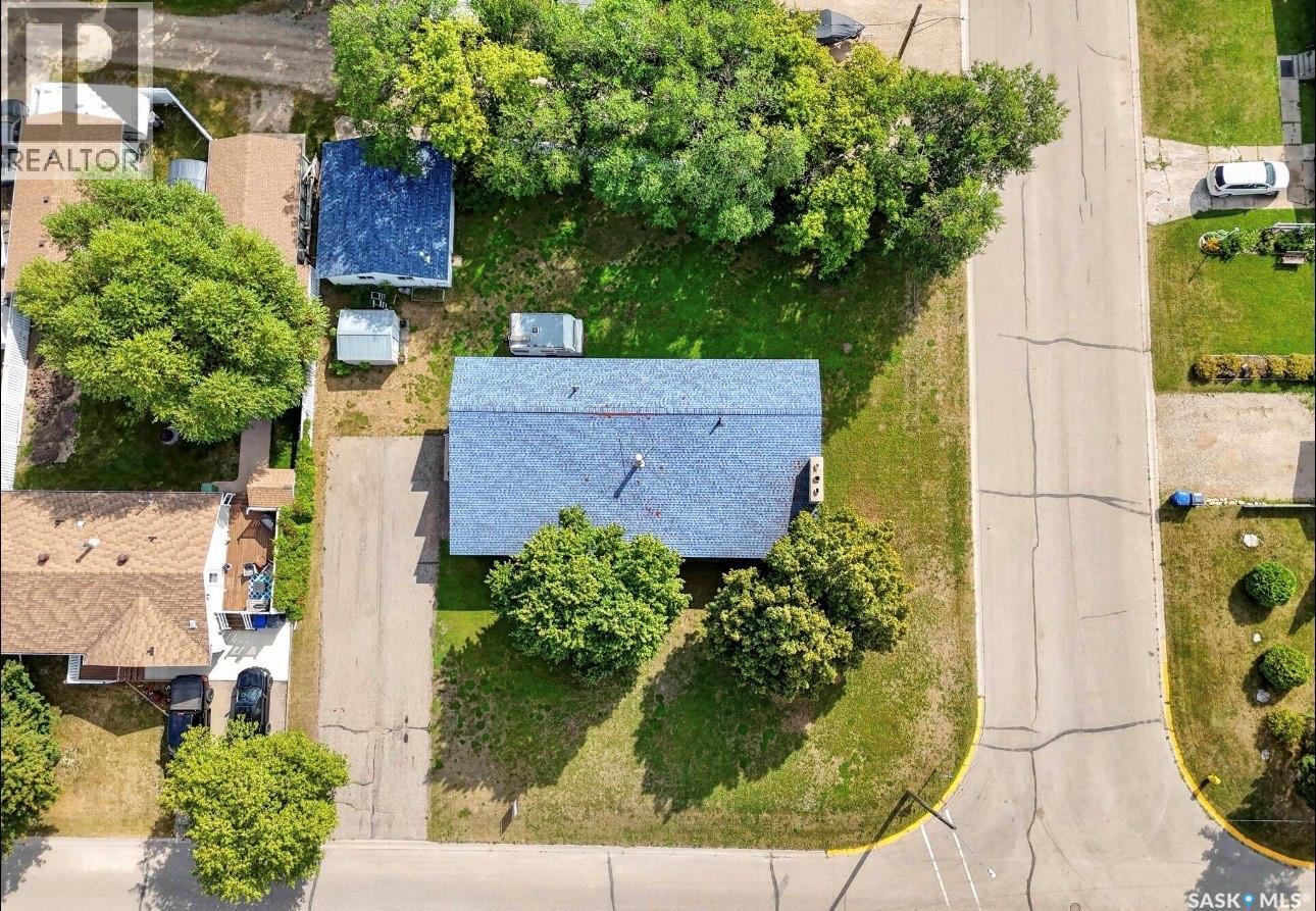 121 4th Street E, Nipawin, Saskatchewan  S0E 1E0 - Photo 47 - SK040613