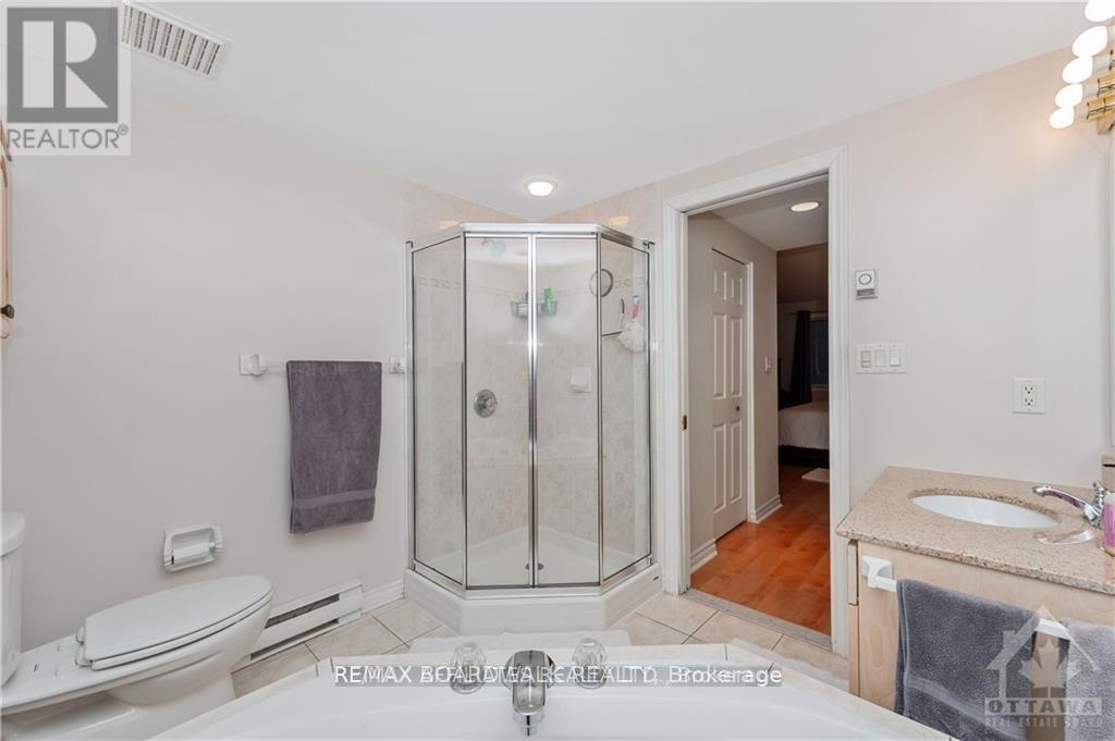 1c - 121 Robson Court, Ottawa, Ontario  K2K 2W1 - Photo 17 - X13668660