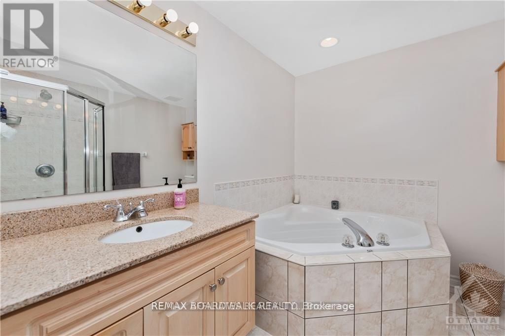 1c - 121 Robson Court, Ottawa, Ontario  K2K 2W1 - Photo 18 - X13668660
