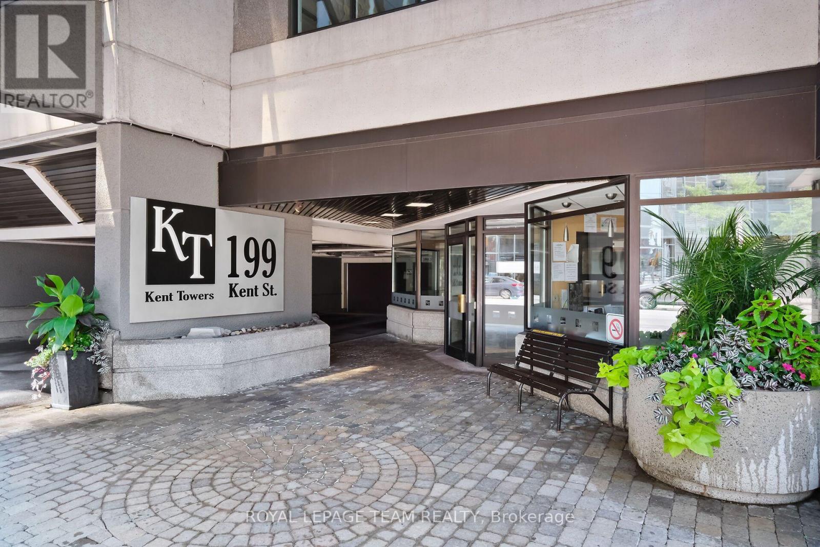 1906 - 199 Kent Street, Ottawa, Ontario  K2P 2K8 - Photo 2 - X13668752