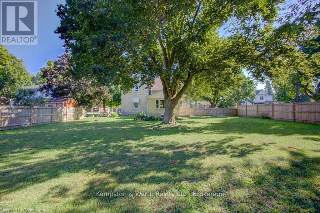34 Queen Street, Huron East, Ontario  N0G 1H0 - Photo 35 - X12467480