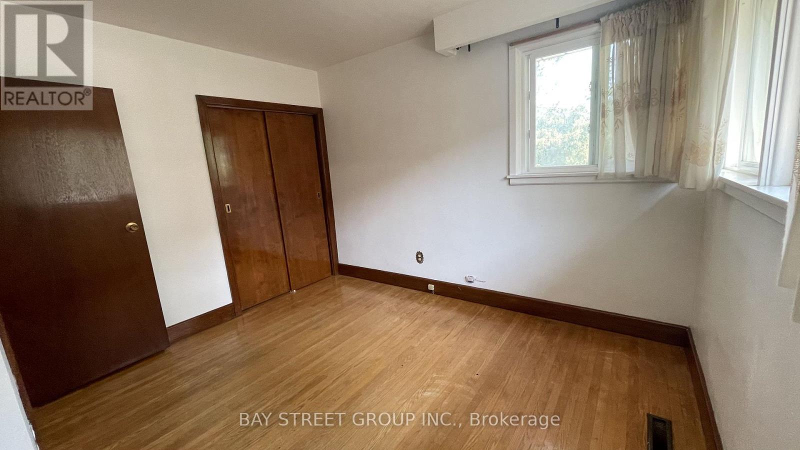 260 Moore Park Avenue, Toronto, Ontario M2M 1N6 - Photo 10 - C13668636
