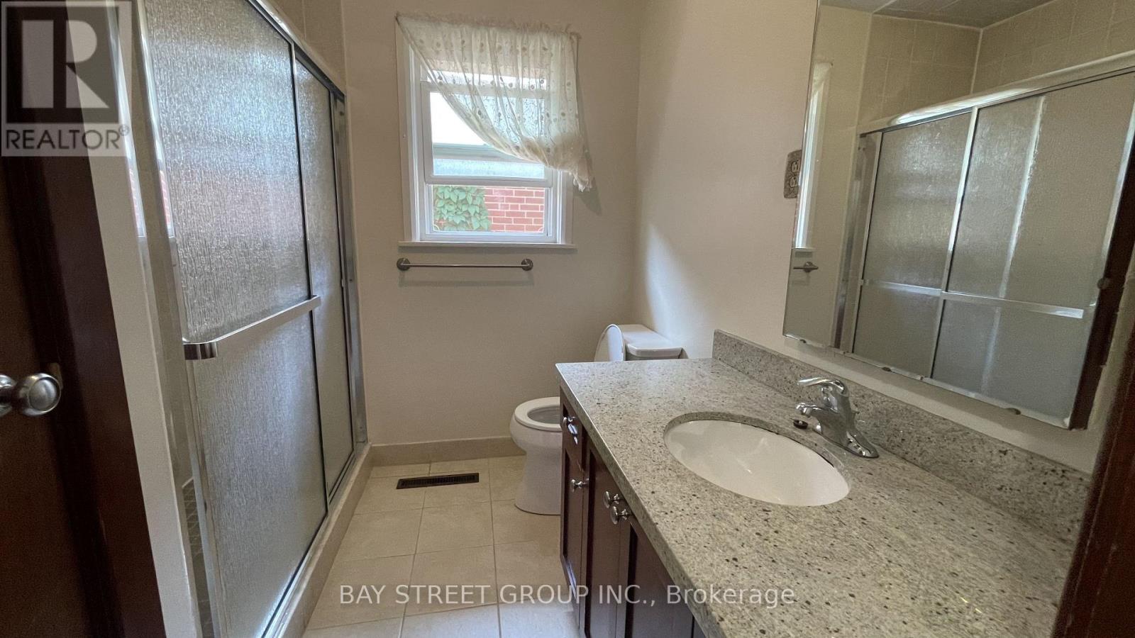 260 Moore Park Avenue, Toronto, Ontario M2M 1N6 - Photo 14 - C13668636