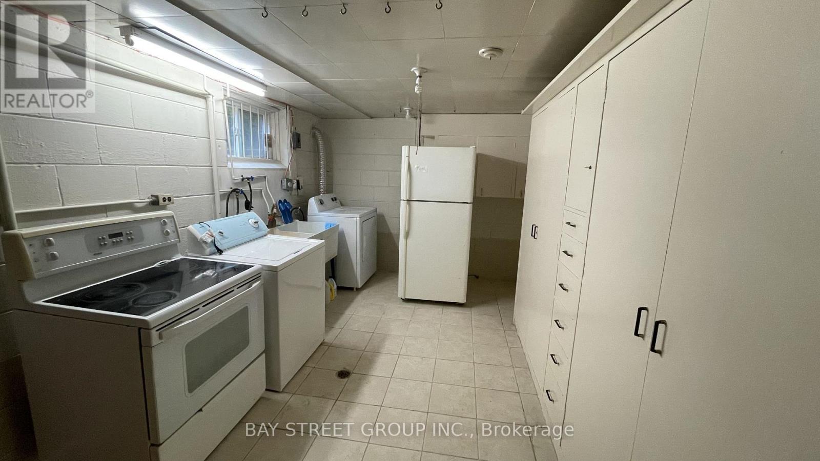 260 Moore Park Avenue, Toronto, Ontario M2M 1N6 - Photo 18 - C13668636
