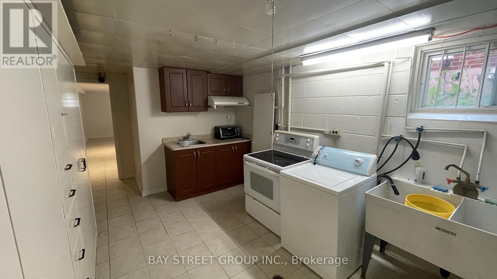 260 Moore Park Avenue, Toronto, Ontario M2M 1N6 - Photo 19 - C13668636