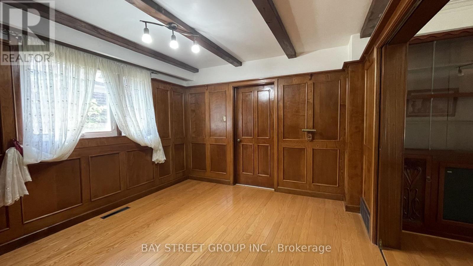 260 Moore Park Avenue, Toronto, Ontario M2M 1N6 - Photo 5 - C13668636