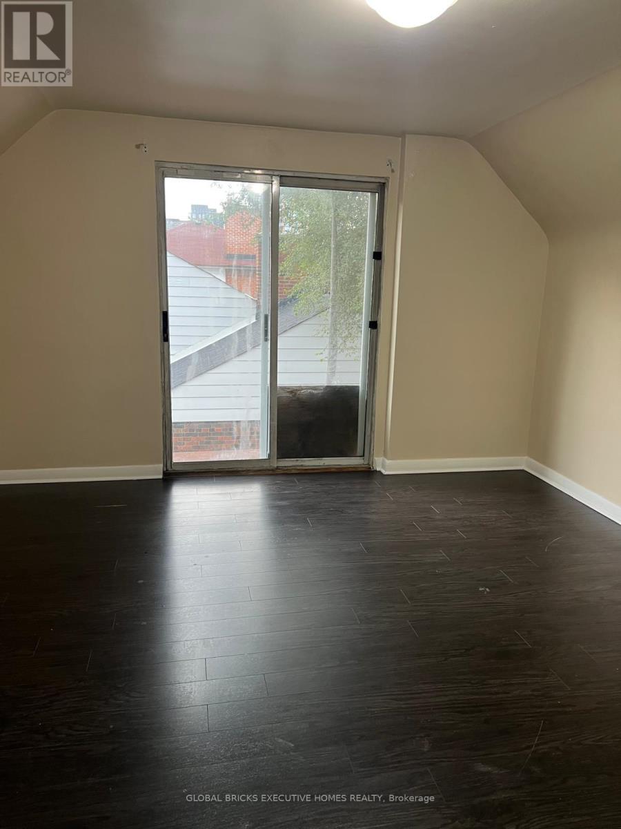 35 Luverne Avenue, Toronto, Ontario  M3H 1R7 - Photo 15 - C13668712