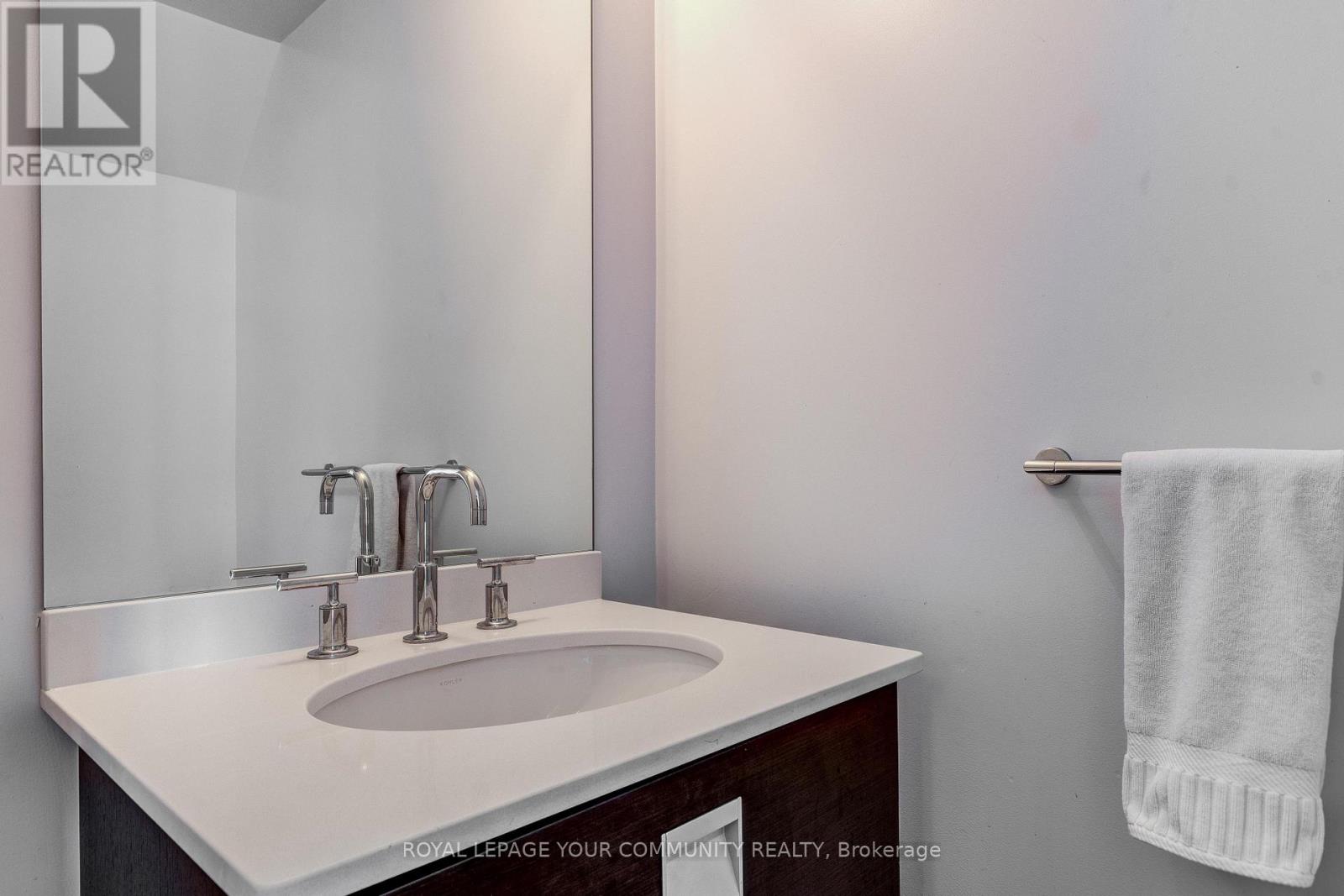 3408 - 33 Charles Street E, Toronto, Ontario  M4Y 0A2 - Photo 13 - C13668728