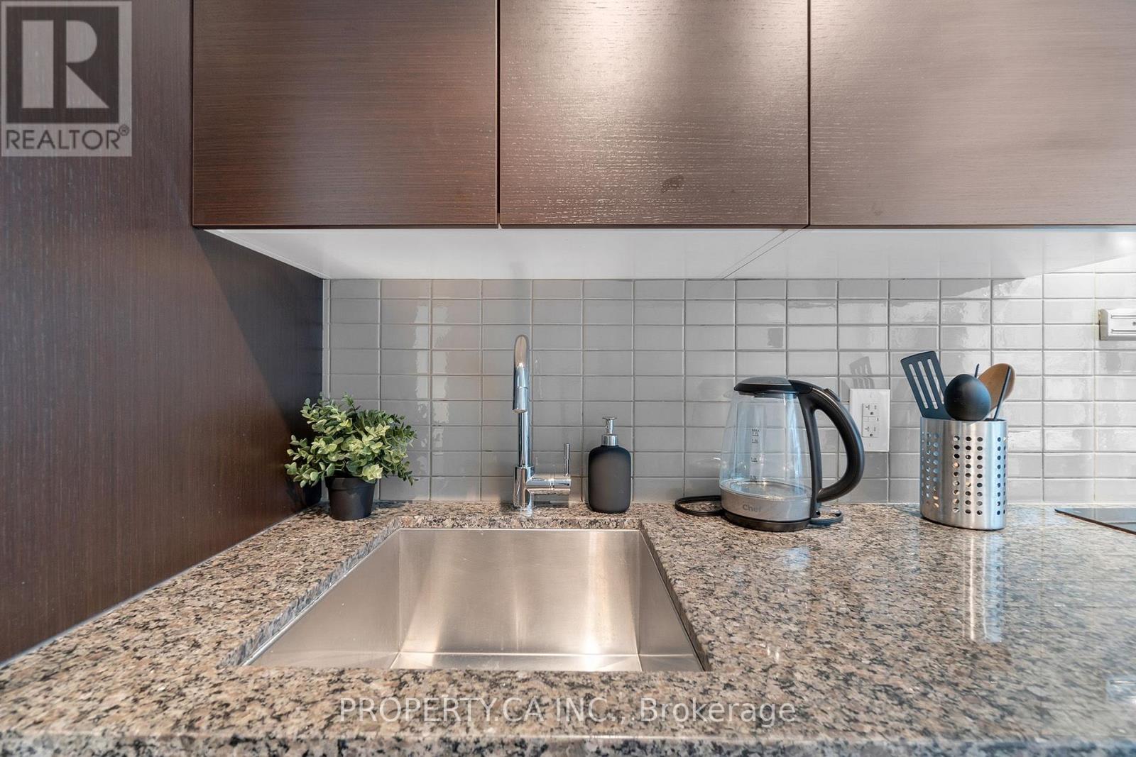 408 - 38 Stewart Street, Toronto, Ontario M5V 0H1 - Photo 6 - C13668744