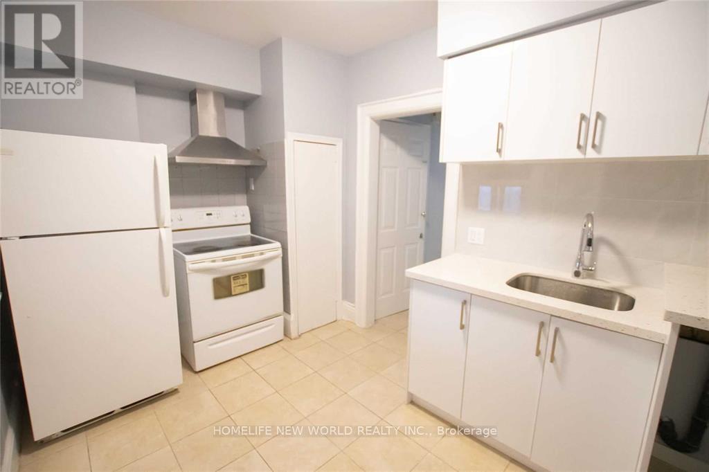 3RD FLOOR - 1104 COLLEGE STREET