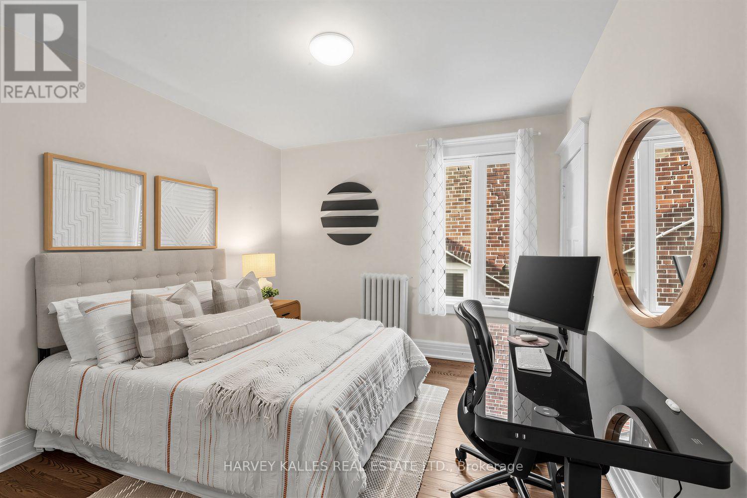 61 Appleton Avenue, Toronto, Ontario  M6E 3A4 - Photo 16 - C13668802