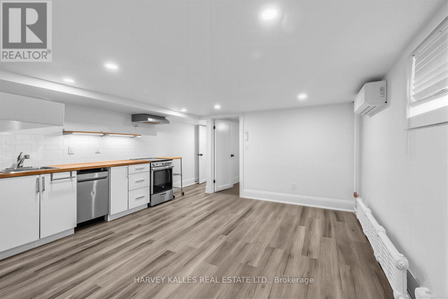 61 Appleton Avenue, Toronto, Ontario  M6E 3A4 - Photo 27 - C13668802