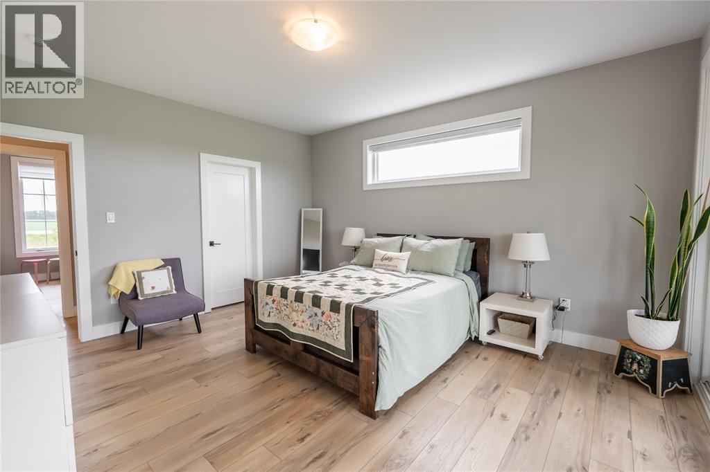8049 Northville Road, Lambton Shores, Ontario  N0M 2N0 - Photo 16 - 26017518