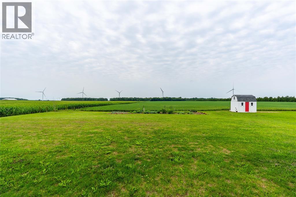 8049 Northville Road, Lambton Shores, Ontario  N0M 2N0 - Photo 39 - 26017518