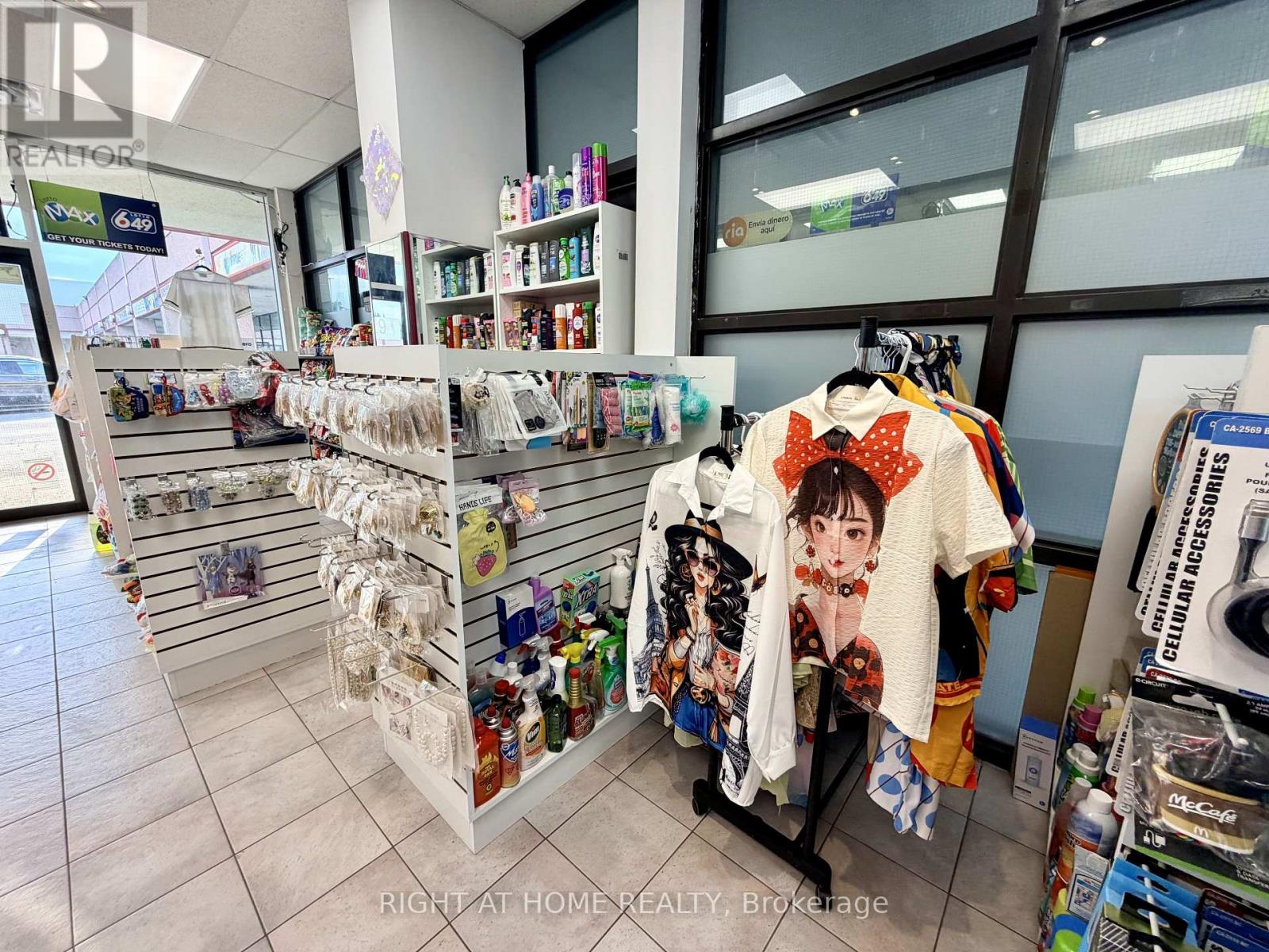8 Glen Watford Drive, Toronto, Ontario  M1S 2C1 - Photo 16 - E13668686