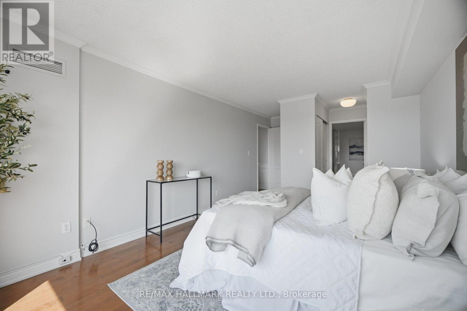 1005 - 712 Rossland Road E, Whitby, Ontario  L1N 9E8 - Photo 19 - E13668782
