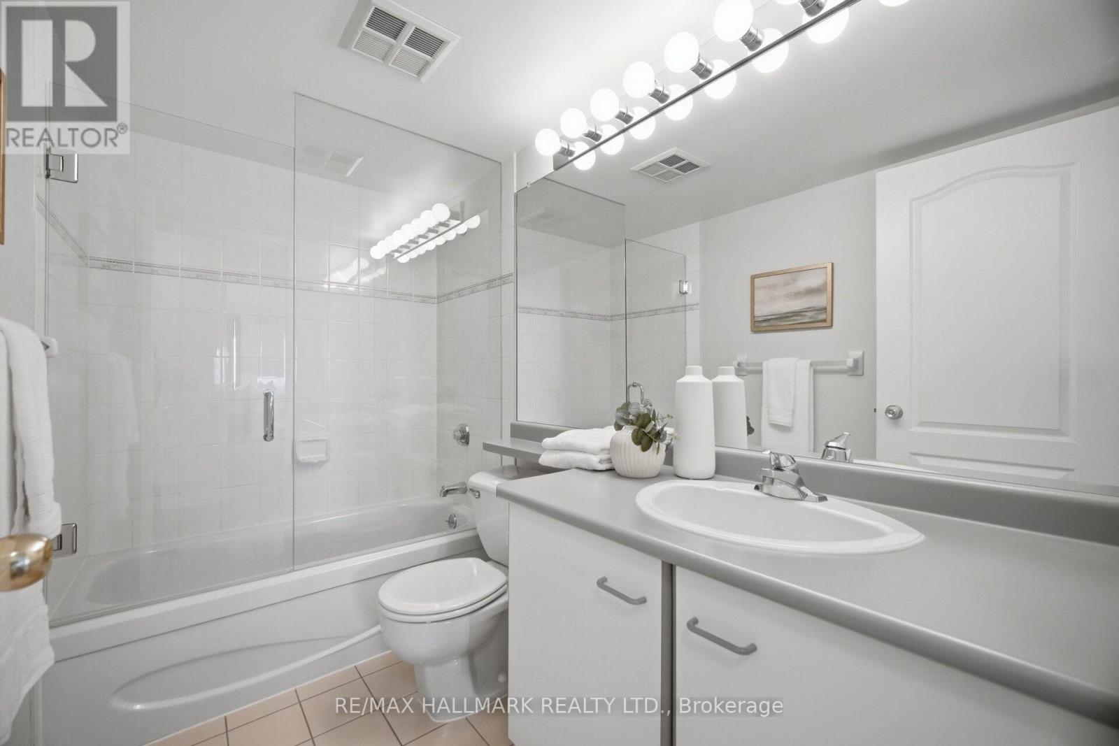 1005 - 712 Rossland Road E, Whitby, Ontario  L1N 9E8 - Photo 24 - E13668782