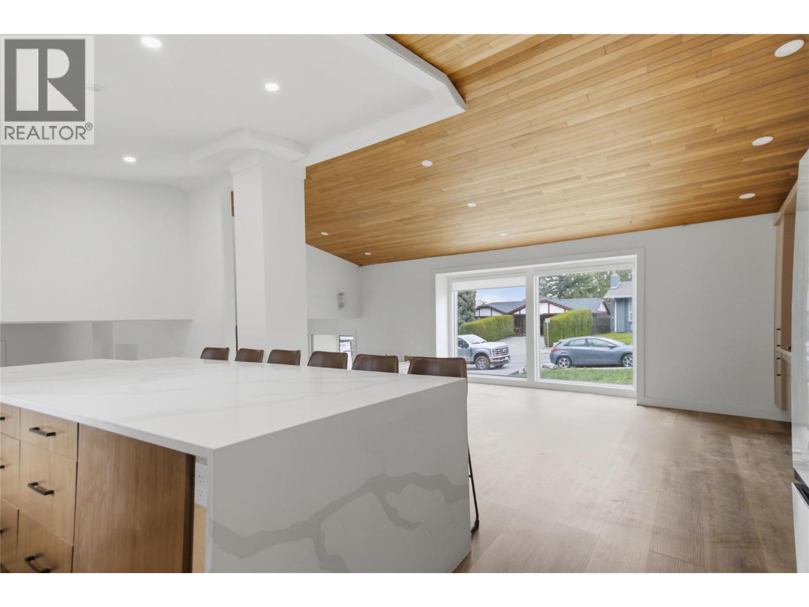 2012 Sifton Avenue, Kamloops, British Columbia  V1S 1A9 - Photo 33 - 10397375